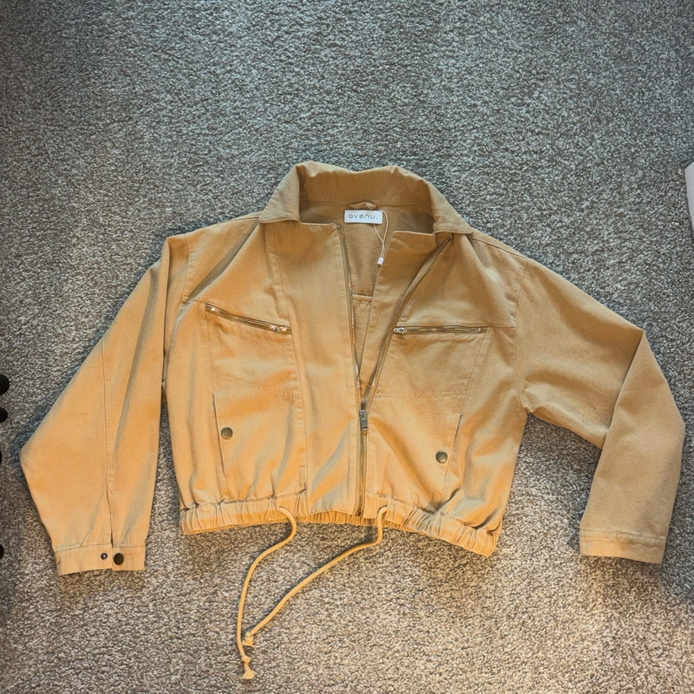 Avenu Jacket